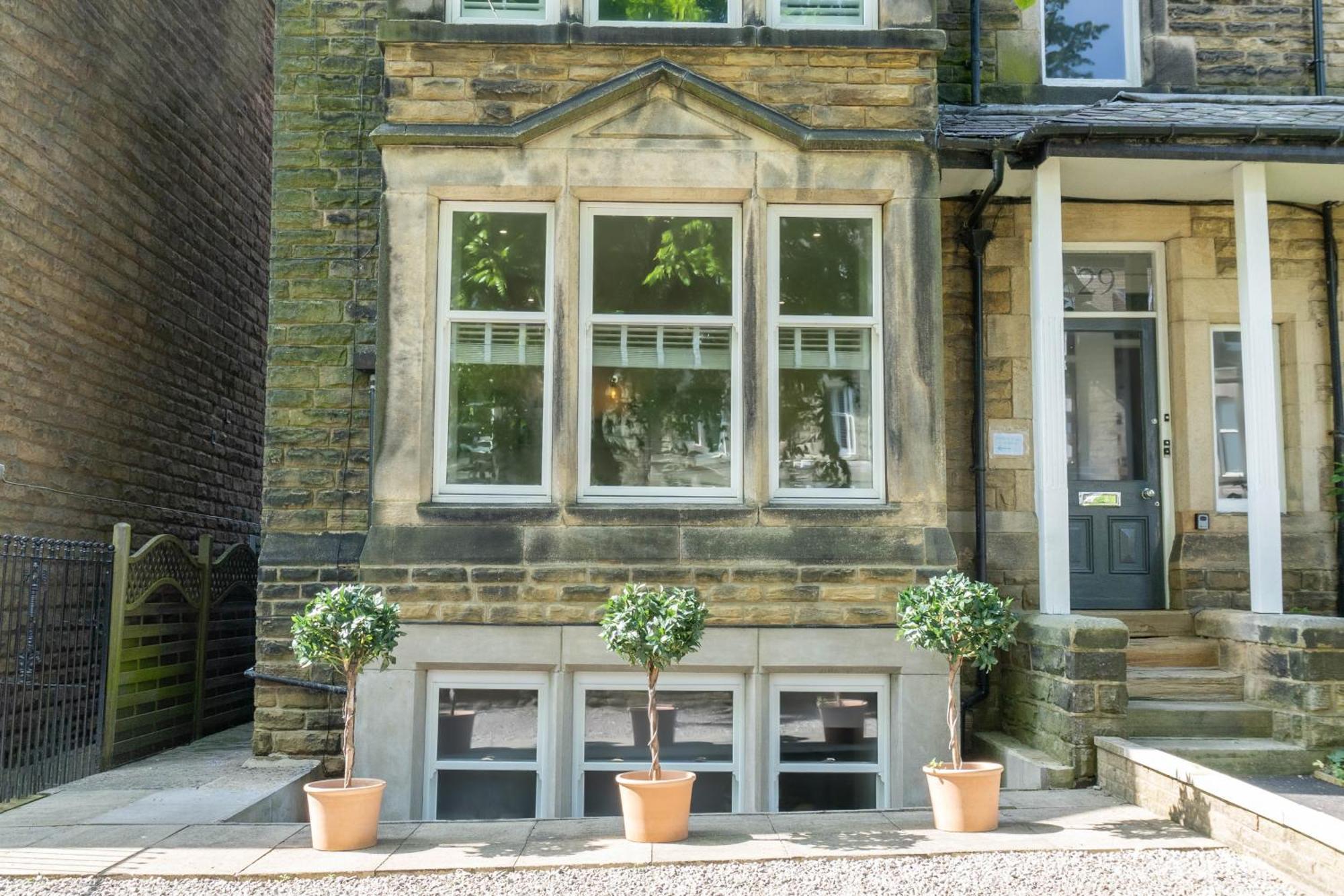 Dragon Parade Apartment - Central Harrogate Kültér fotó